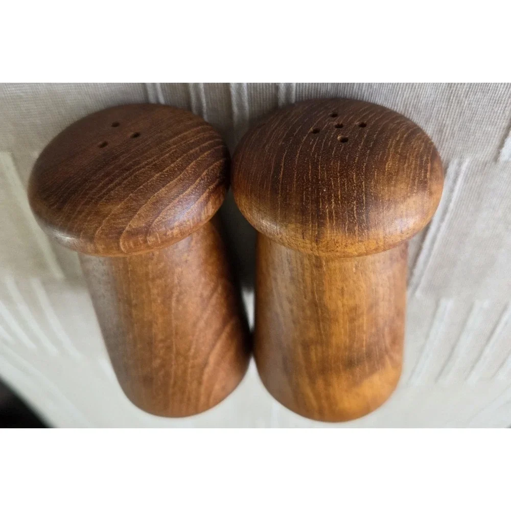 Vintage Teak Mid Century‎ Modern Salt and Pepper Shakers  4